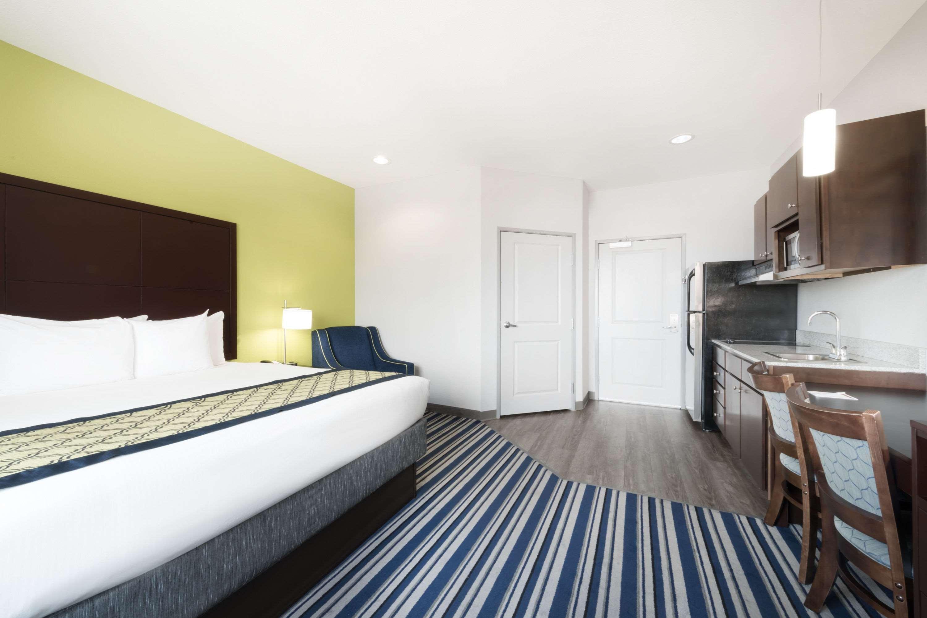 Hawthorn Extended Stay By Wyndham Midland Exteriér fotografie