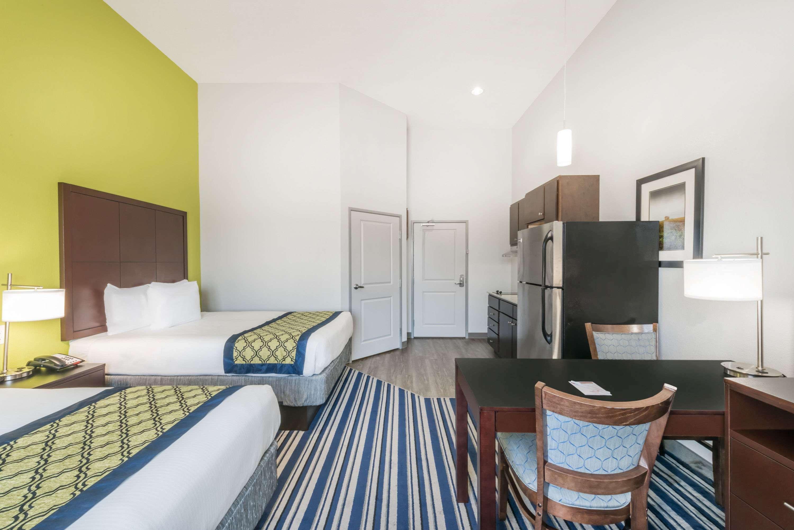 Hawthorn Extended Stay By Wyndham Midland Exteriér fotografie