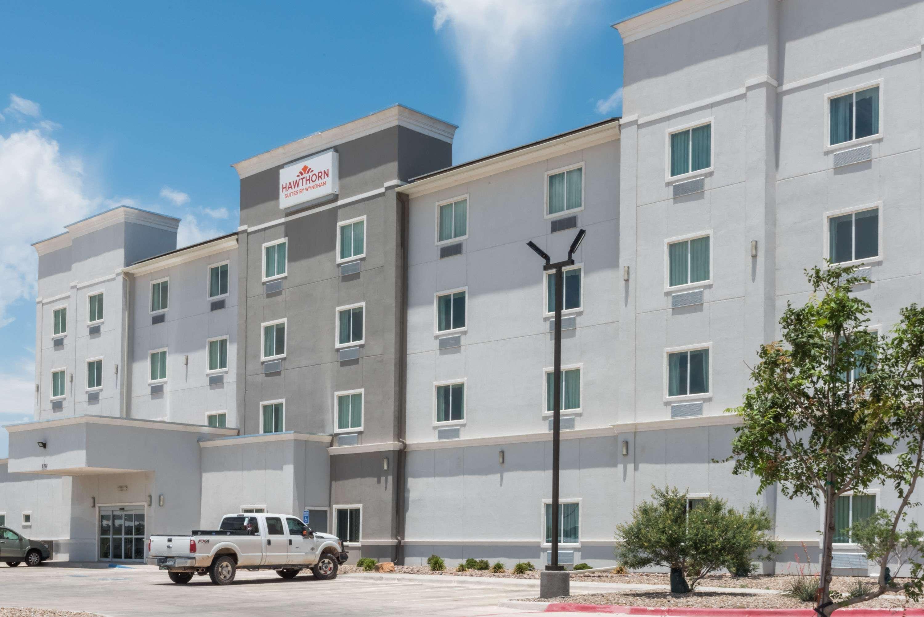 Hawthorn Extended Stay By Wyndham Midland Exteriér fotografie